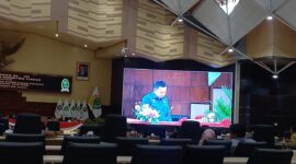 Juru Bicara Fraksi PAN-NasDem DPRD Kaltim, Baharuddin Demmu. (Foto/Diksiku)