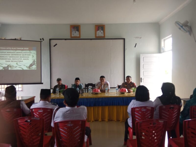 Suasana rapat LPTQ Batui Selatan bersama jajaran pengurus dan tokoh masyarakat membahas kesiapan MTQ tingkat Kabupaten Banggai., Rabu (10/9). (ist|
