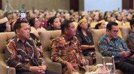 Wakil Ketua DPRD Kalimantan Timur, Ekti Imanuel, menghadiri pembukaan dan ibadah bersama Biro Pelayanan Perempuan Gereja Kemah Injil Indonesia (GKII) Wilayah Kaltim. (Foto/Hms)