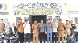 Komisi IV DPRD Kaltim menindaklanjuti aduan masyarakat terhadap dua perusahaan sawit di Kecamatan Bongan, Kutai Barat. (Foto/Hms)