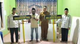 Kepala KUA H NA Sustiono bersama jajaran kecamatan Batui Selatan berkoordinasi untuk memastikan kesiapan infrastruktur dan kebutuhan Expo MTQ, Senin (16/9). (ist)