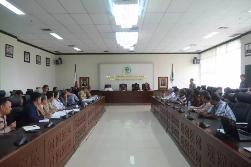 Konflik lahan antara Kelompok Tani (KT) Mekar Indah dan perusahaan tambang PT Mahakam Sumber Jaya (MSJ) dibahas Komisi I DPRD Kaltim. (Foto/Hms)