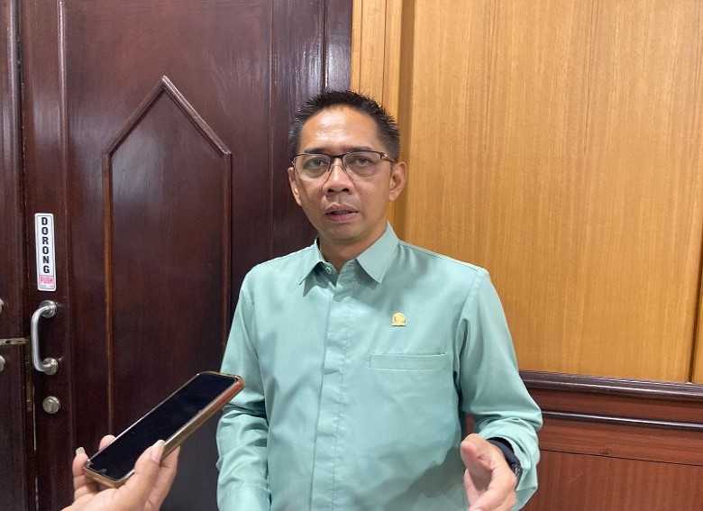 Anggota Komisi II DPRD Kaltim, Firnadi Ikhsan. (Foto/Diksiku)