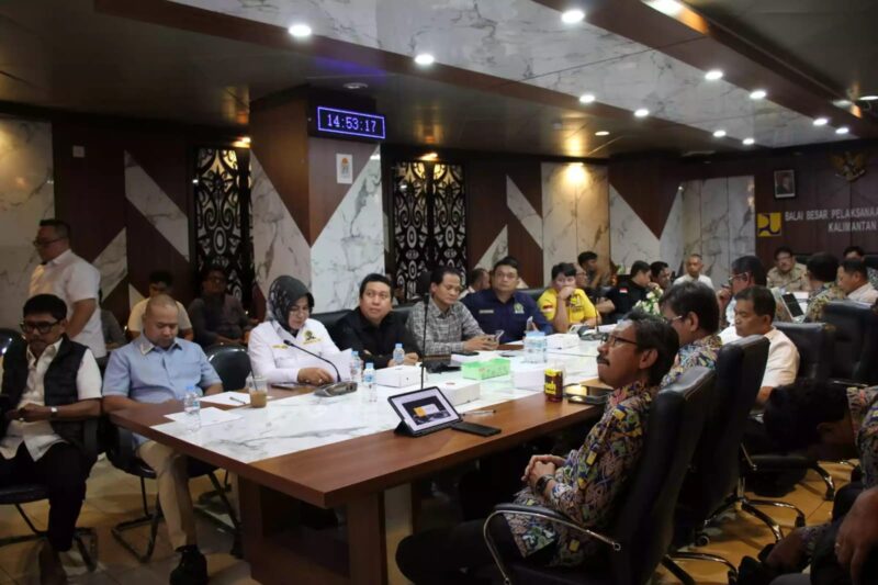 Komisi III DPRD Kaltim intens memperkuat koordinasi soal pembangunan infrastruktur jalan nasional. (Foto/Hms)