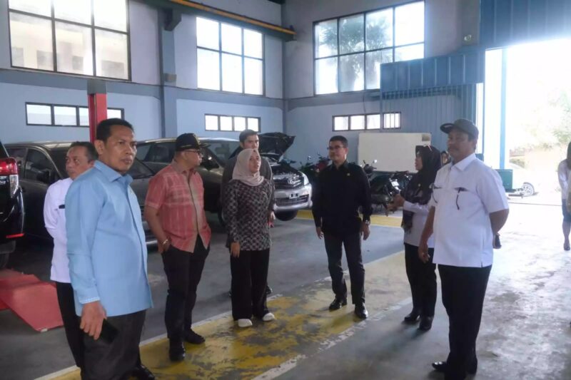 Komisi IV DPRD Kaltim kunjungan kerja ke Balai Latihan Kerja Industri. (Foto/Hms)