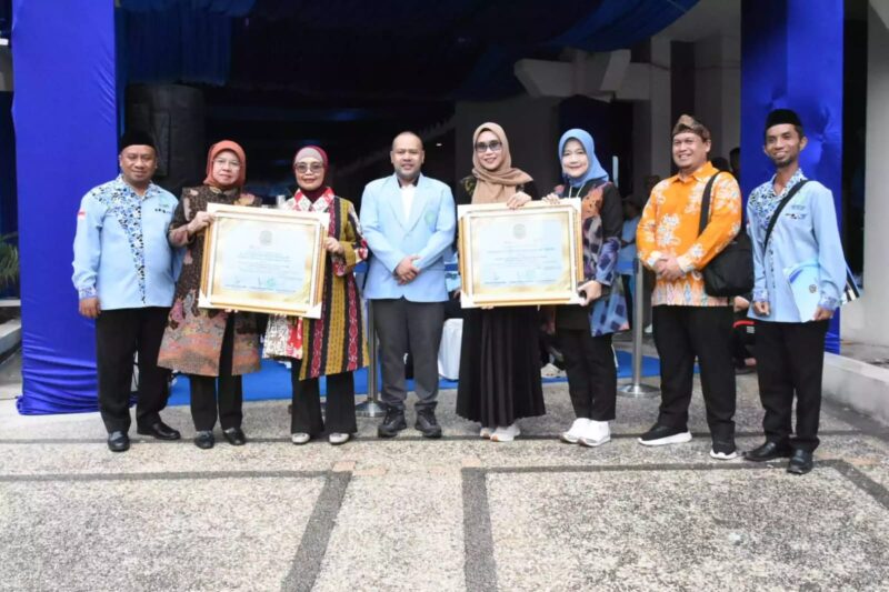 
Wakil Ketua Komisi III DPRD Kaltim, Akhmed Reza Fachlevi, menghadiri puncak Milad ke-48 Badan Komunikasi Pemuda Remaja Masjid Indonesia (BKPRMI). (Foto/Hms)