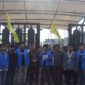 Sejumlah mahasiswa yang tergabung dalam PKC-PMII Kaltim menggelar aksi unjuk rasa di depan Kantor DPRD Kaltim, Senin (15/9). (Foto/Hms)