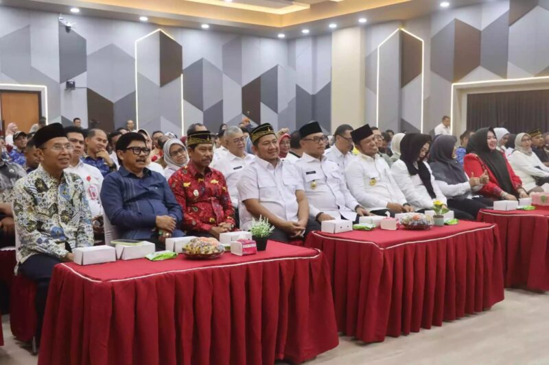 Anggota DPRD Kaltim, Baharuddin Muin, yang hadir mewakili pimpinan, menegaskan bahwa city branding “Gerbang Nusantara” menjadi simbol semangat baru masyarakat PPU. (Foto/Hms)