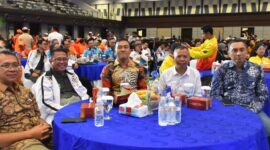 Anggota DPRD Kalimantan Timur, Sigit Wibowo, hadir dalam Opening Ceremony Pekan Olahraga Mahasiswa Nasional (POMNAS) XIX Tahun 2025 di Muladi Dome, Universitas Diponegoro (UNDIP), Semarang. (Foto/Hms)