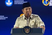 Presiden Prabowo saat berbicara pada Puncak Hari Guru Nasional (HGN) 2025 di Indonesia Arena, Jakarta Pusat, Jumat (28/11/2025). (int)