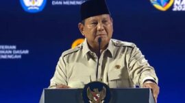 Presiden Prabowo saat berbicara pada Puncak Hari Guru Nasional (HGN) 2025 di Indonesia Arena, Jakarta Pusat, Jumat (28/11/2025). (int)
