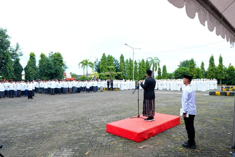 Gubernur Sul Sel Andi Sudirman Sulaiman saat  membuka kegiatan Ramadhan Leadership Camp di Asrama Haji Sudiang,Makassar,Senin (22/2/2026) 