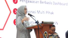 Ketua DPRD Provinsi Sulawesi Selatan, Rahmawati Dewi Yustitia Iqbal saat menjadi narasumber dalam kegiatan Ramadhan Leadership Camp yang diselenggarakan oleh Pemerintah Provinsi Sulawesi Selatan di Asrama Haji Makassar, Selasa (24/2/2026).