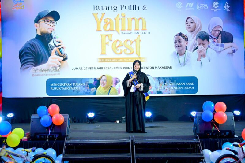 Wakil Gubernur Sulawesi Selatan Fatmawati Rusdi saat dikukuhkan  sebagai Bunda Yatim Sulawesi Selatan pada kegiatan Yatim Fest 2026 yang digelar di Four Points by Sheraton Makassar, Jumat, 27 Februari 2026.
