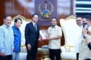 Gubernur Sulawesi Selatan Andi Sudirman Sulaiman menerima kunjungan kehormatan Duta Besar Kerajaan Thailand untuk Indonesia, Prapan Disyatat, di Kantor Gubernur Sulawesi Selatan, Selasa (3/3/2026).