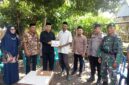 Pemerintah Provinsi Sulawesi Selatan melalui Dinas Sosial Sulsel menyalurkan bantuan kepada warga terdampak bencana angin puting beliung di Kelurahan Maradekaya, Kecamatan Pattallassang, Kabupaten Takalar, Kamis (5/3/2026).