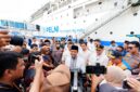 Gubernur Sulawesi Selatan,melepas peserta mudik Lebaran 2026 melalui jalur laut yang diselenggarakan oleh PT PLN (Persero) Unit Induk Sulselrabar di Pelabuhan Soekarno Hatta,Makassar-Minggu (15/3/2026).