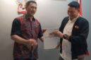 Rudi Juniawan Hamka (kanan) bersama I Gede Pasek Suardika. (ist)