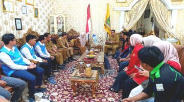 Bupati Ratnawati Arif Tegaskan Kebutuhan Jaringan Listrik di Kampung Boja Perioritas Utama