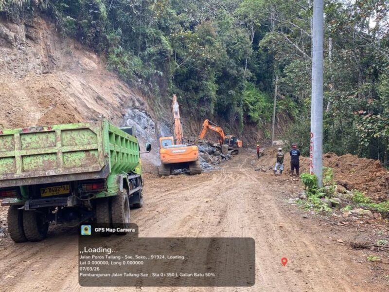 Jalan Seko Mulai Dikerjakan, Warga Diminta Bersabar Soal Akses. (ist)