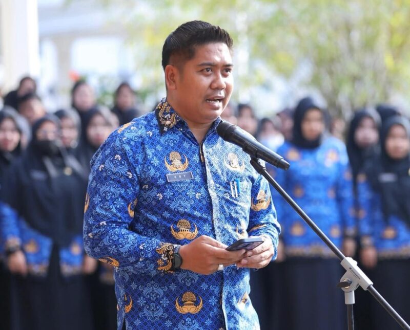 Kepala BKPSDM Bone yang juga Plt Kadisdik Bone, Edy, Saputra Syam. (foto:facebook)