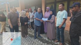 Pemprov Sulsel Salurkan Bantuan untuk Korban Kebakaran di Bulukumba.