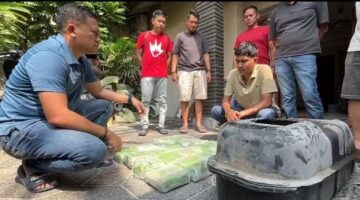 Modus Baru Kurir Narkoba, 22 Kg Sabu Diselipkan di Tangki BBM Mobil