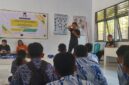 Forbes Bone memberikan edukasi ke pelajar tentang bahaya Narkoba. (ist)