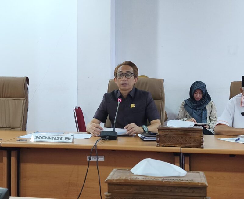 Ketua Komisi B DPRD Kota Bontang, H. Rustam. (ist)