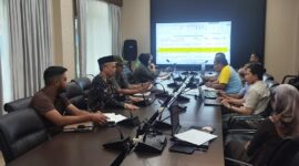 Pansus LKPJ raker dengan  Badan Penanggulangan Bencana Daerah (BPBD) di Kantor BPKAD, Minggu (10/5). (ist)