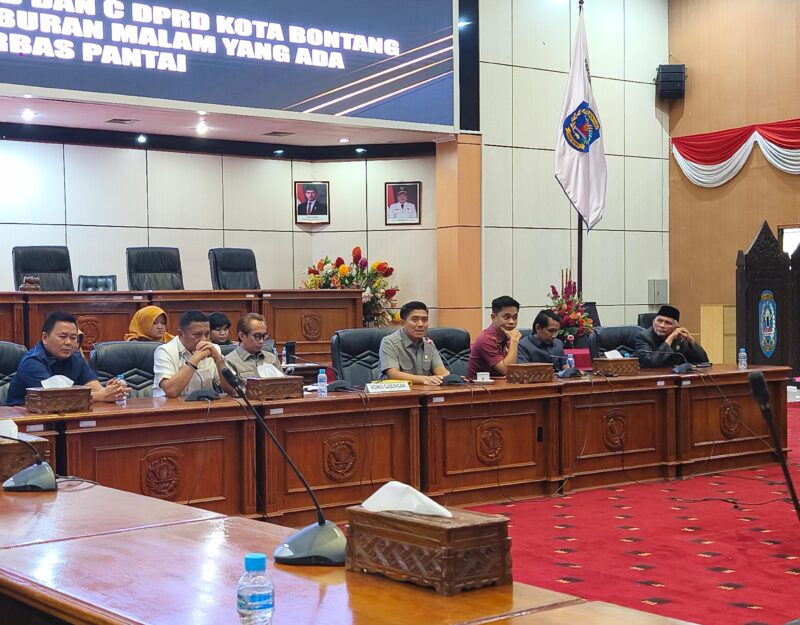 RDP Komisi A, B dan C DPRD Kota Bontang Terkait Ijin Usaha THM di Wilayah Kelurahan Berebas Pantai 