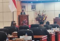 Yusuf membacakan usulan Raperda Kepemudaan dalam Rapat Paripurna DPRD Kota Bontang, Rabu (13/5/2026). (ist)