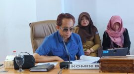 Ketua Komisi B DPRD Kota Bontang, H. Rustam. (ist)