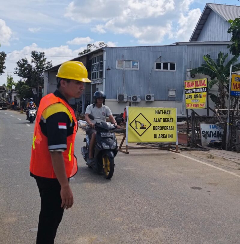 Proyek Perbaikan Drainase di Jalan Pattimura Kelurahan Api-api Kota Bontang. (ist)