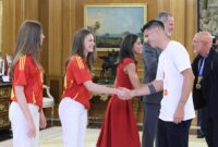 Putri Leonor Sambut Timnas Spanyol, Momen Bersama Gavi Tuai Perhatian Publik. (int)