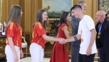 Putri Leonor Sambut Timnas Spanyol, Momen Bersama Gavi Tuai Perhatian Publik. (int)