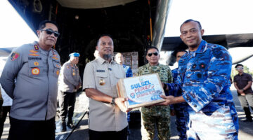 Gubernur Sulsel bersama Forkopimda Kirim Kurang Lebih 30 Ton Bantuan Kemanusiaan untuk Korban Gempa NTT. (ist)