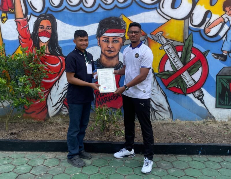 Pendidikan Jadi Bagian Pembinaan, WBP Lapas Bontang Terima Ijazah Resmi. (ist)