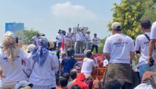 Ribuan peternak ayam di Kendal gelar aksi. (Diksiku/Rizal)