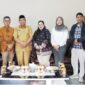 Wakil Bupati Kepulauan Selayar Muhtar dengan Tim BPK Perwakilan Sulsel. (ist)
