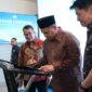 Wali Kota Makassar Munafri Arifuddin meresmikan dealer Geely Ricklean, Jumat (23/19). (ist)