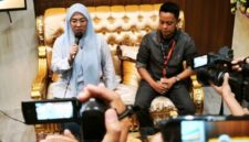 Bupati Gowa Sitti Husniah Talenrang mengadakan konferensi pers terkait dugaan sabotase surat Mahkamah Agung. (int)