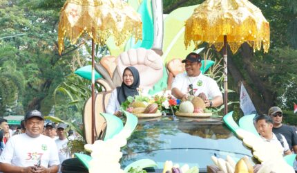 Bupati Luwu Patahudding Tampil di Hari Jadi Sulsel ke-357. (ist)