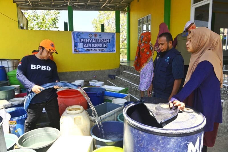 Warga Kesulitan Air Bersih, Pemprov Sulsel Sudah Lakukan 74 Kali Pengiriman. (ist)